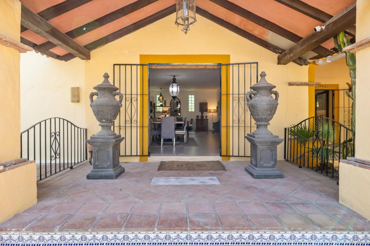 Hacienda De La Siesta Villa Coin Exterior photo
